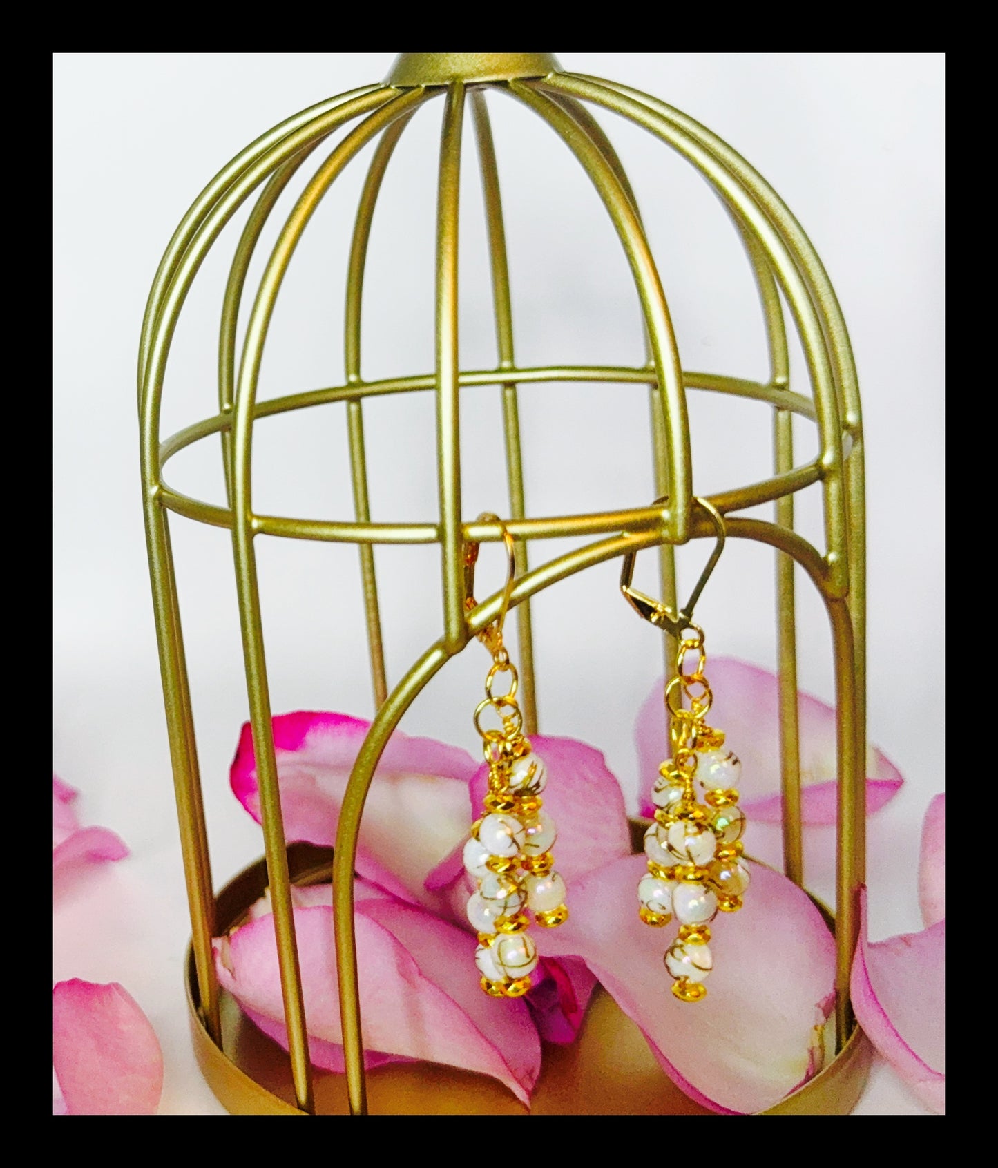 ✨Golden Hued Seashell Chandelier Earrings Set✨