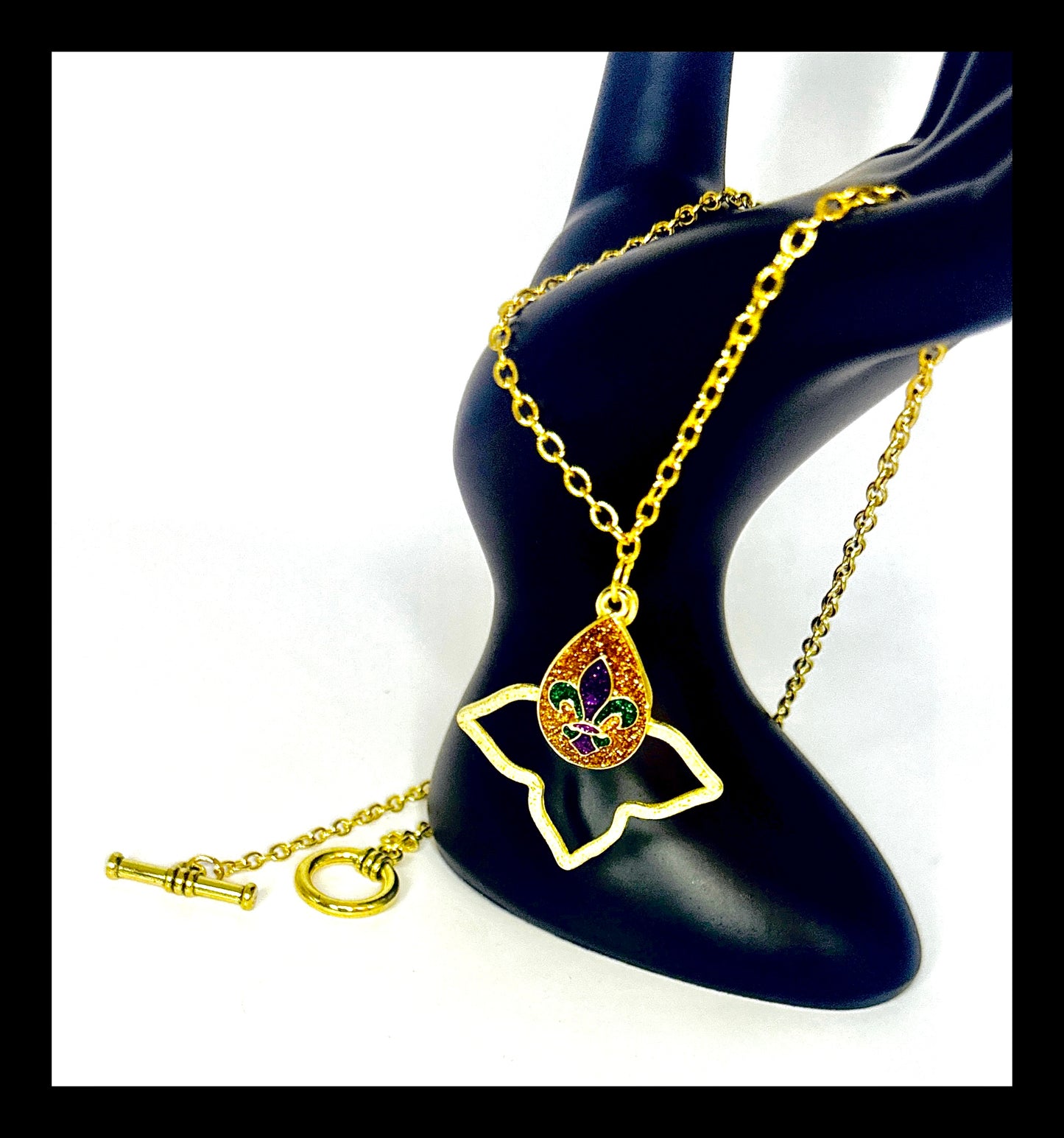 **Second Line Showtime Necklace**