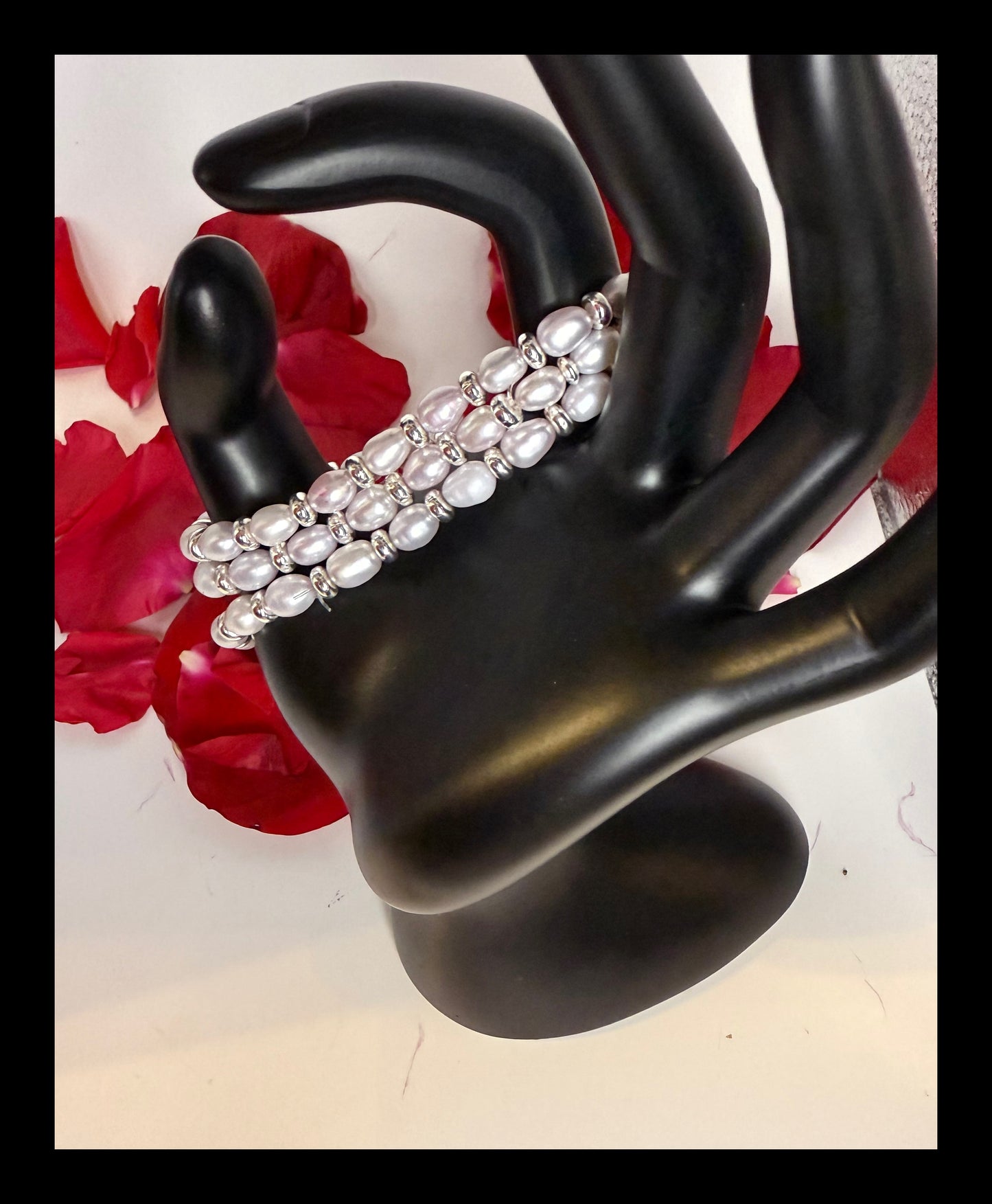 ✨Coco-Chic Pearl and Silver Bracelet Set*✨