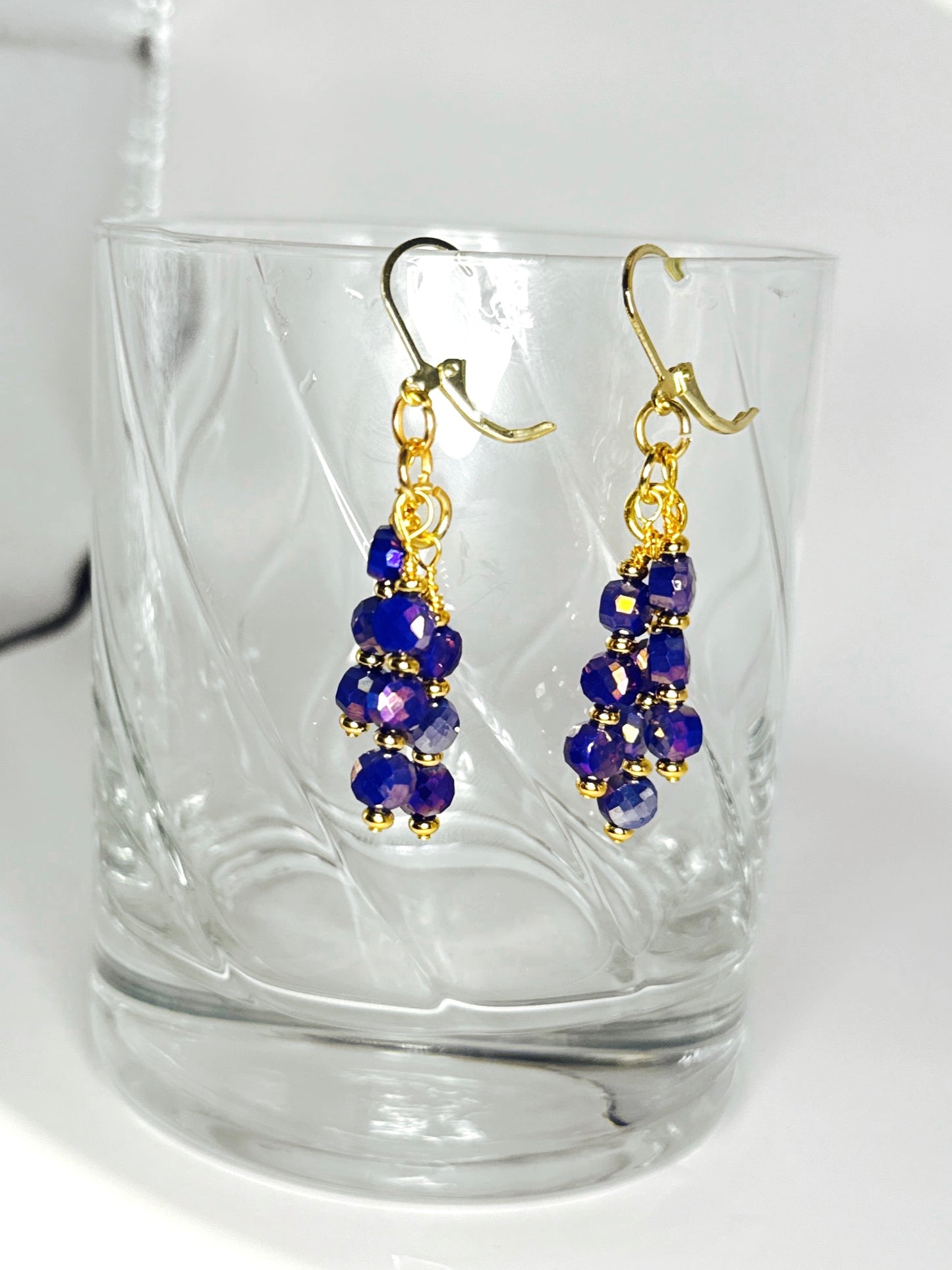 **Effortlessly Enchanting Chandelier Earrings**