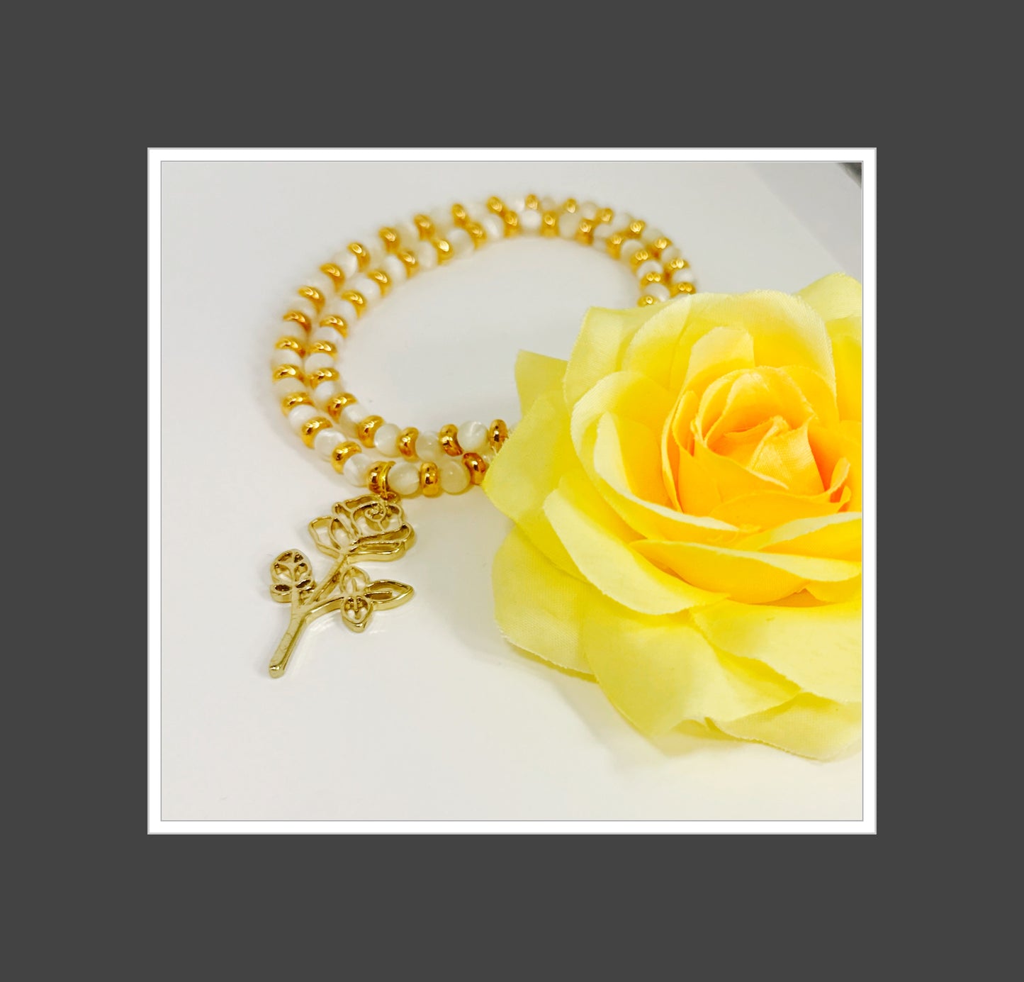✨ Golden Mother of Pearl Radiant Rose Necklace✨