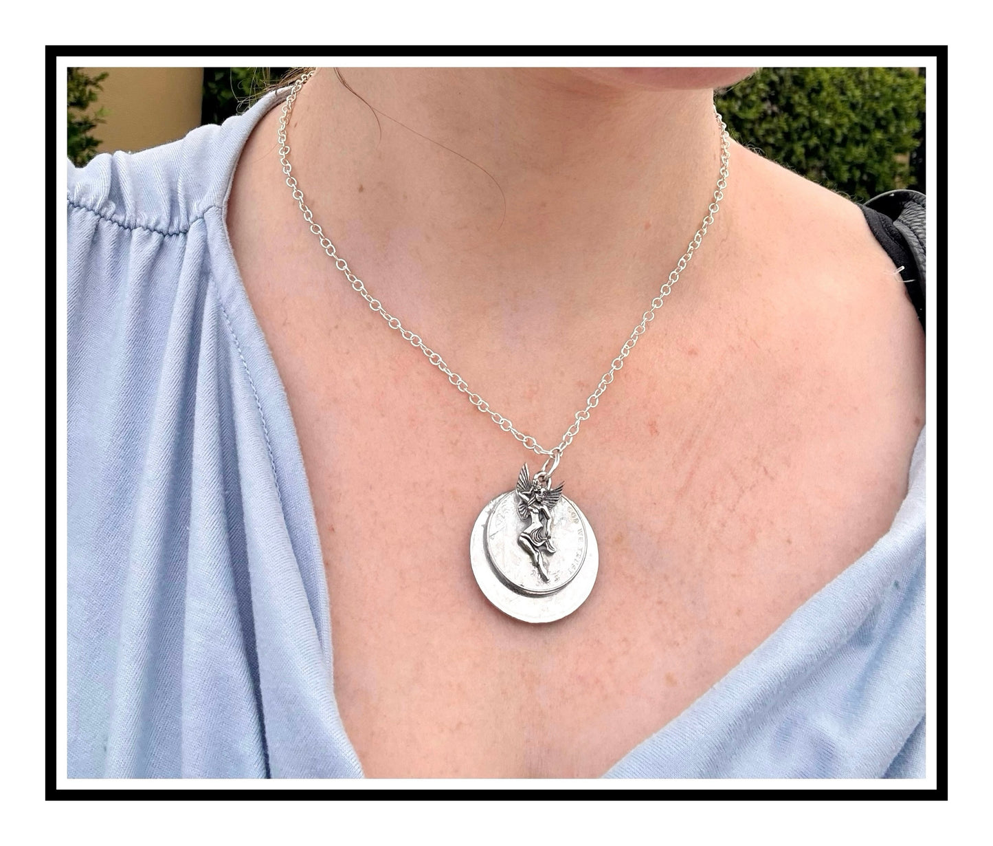 ✨The Queen of Pentacles Necklace✨