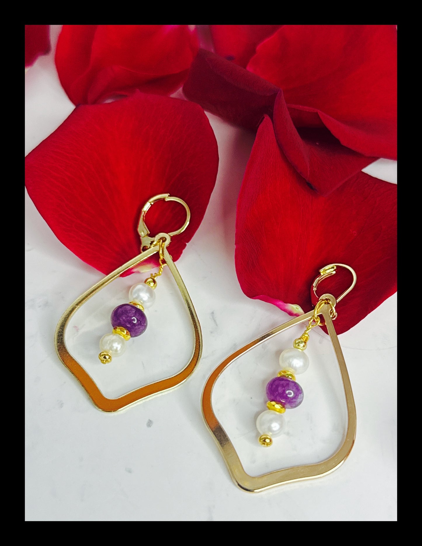 ✨ Elegant June Birthstone Earrings✨