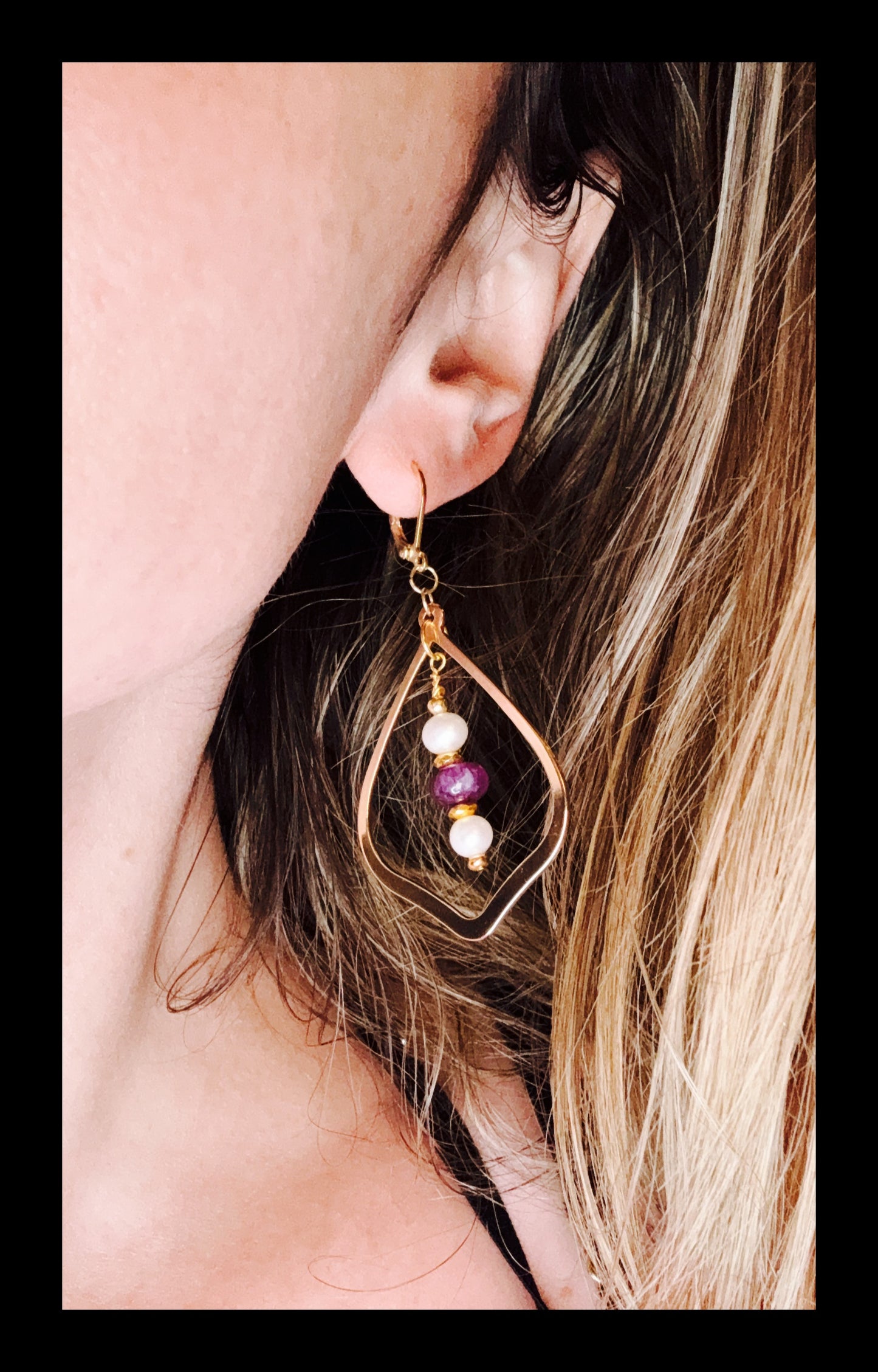 ✨ Elegant June Birthstone Earrings✨
