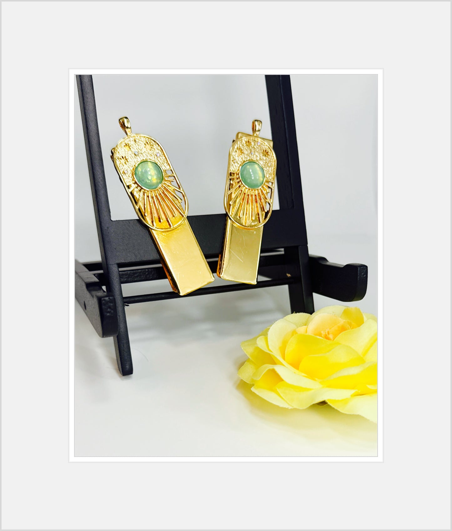 ✨Sacred Sun Worshipper Hair Clips✨