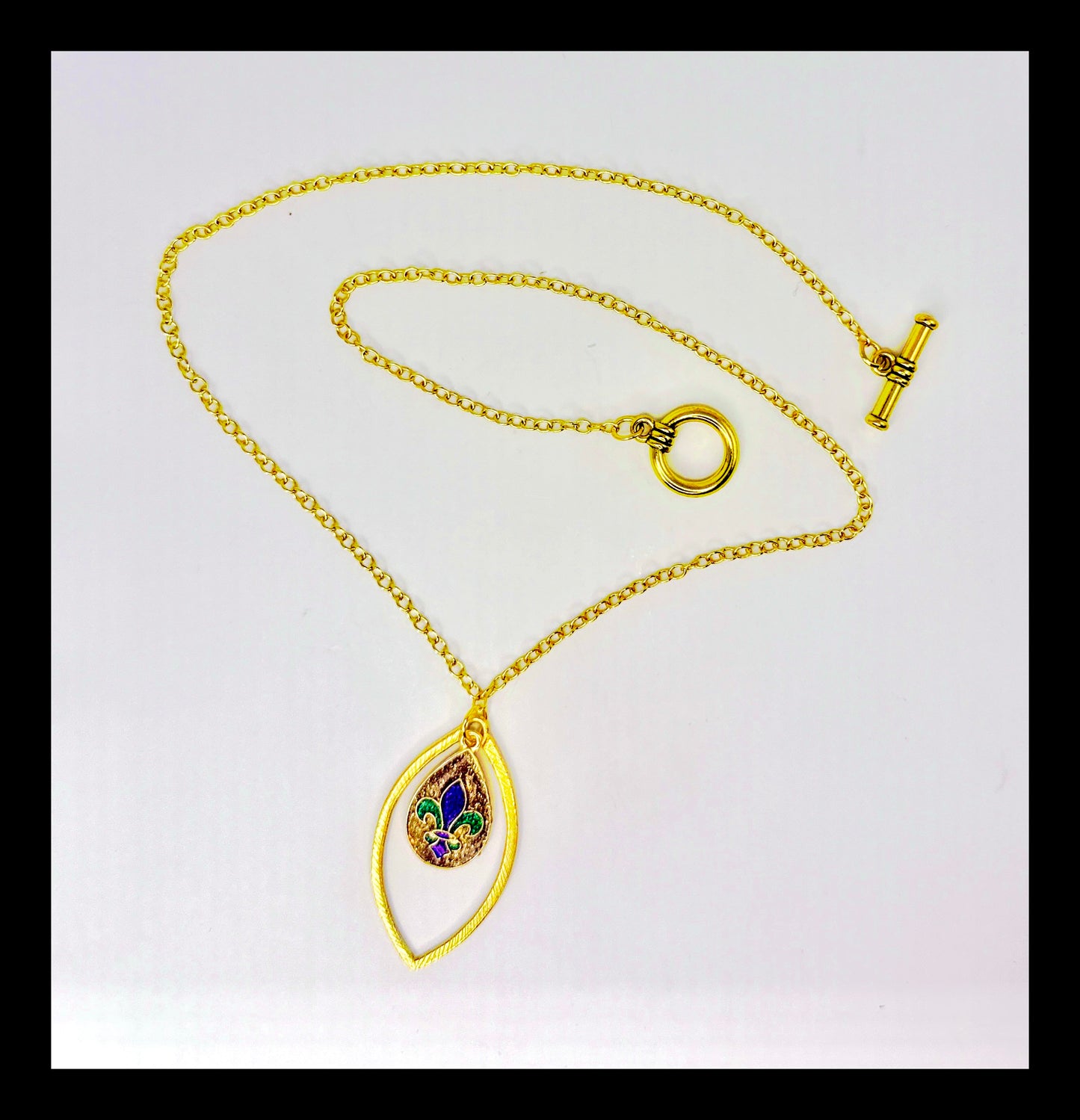 **Krewe de Jewel Necklace**