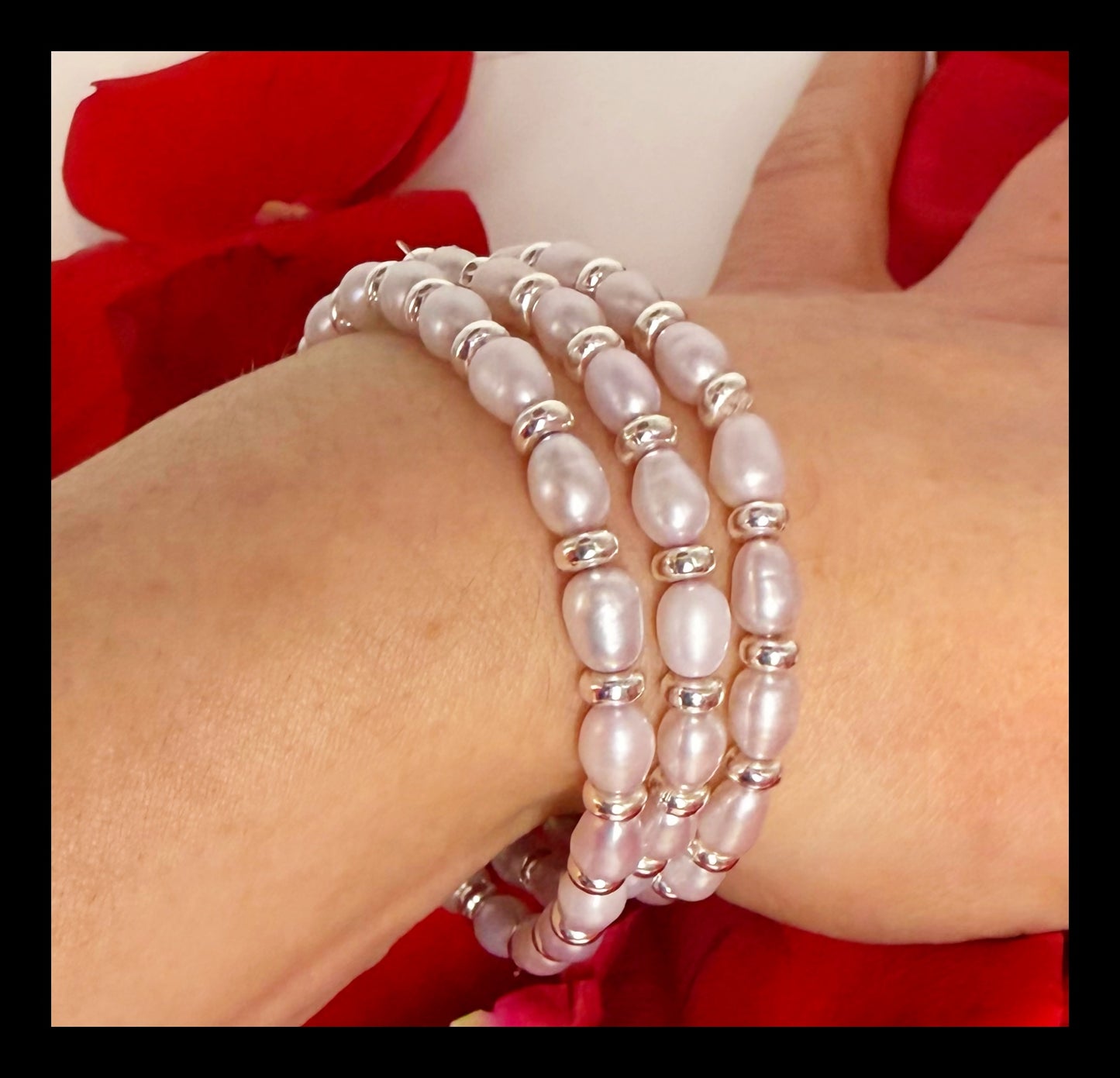 ✨Coco-Chic Pearl and Silver Bracelet Set*✨