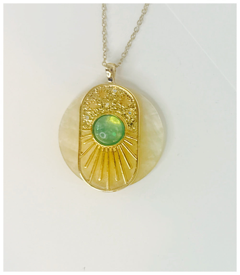 ✨Sun Worshipper Necklace✨