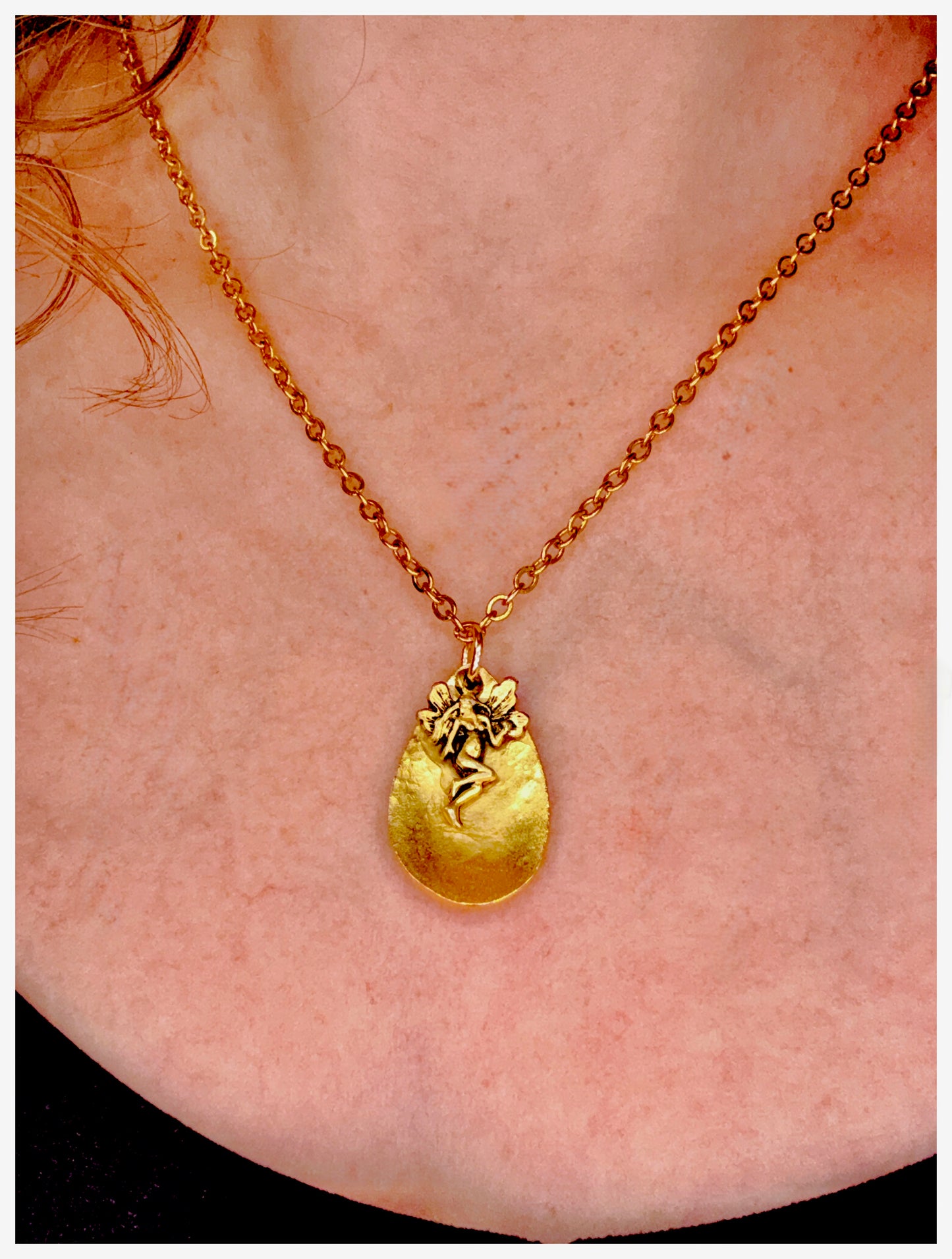 ✨Golden Goddess Pendant Necklace✨