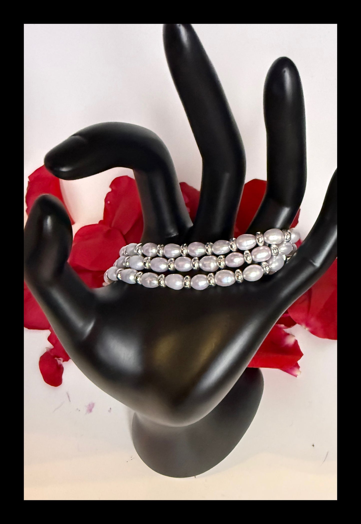 ✨Coco-Chic Pearl and Silver Bracelet Set*✨