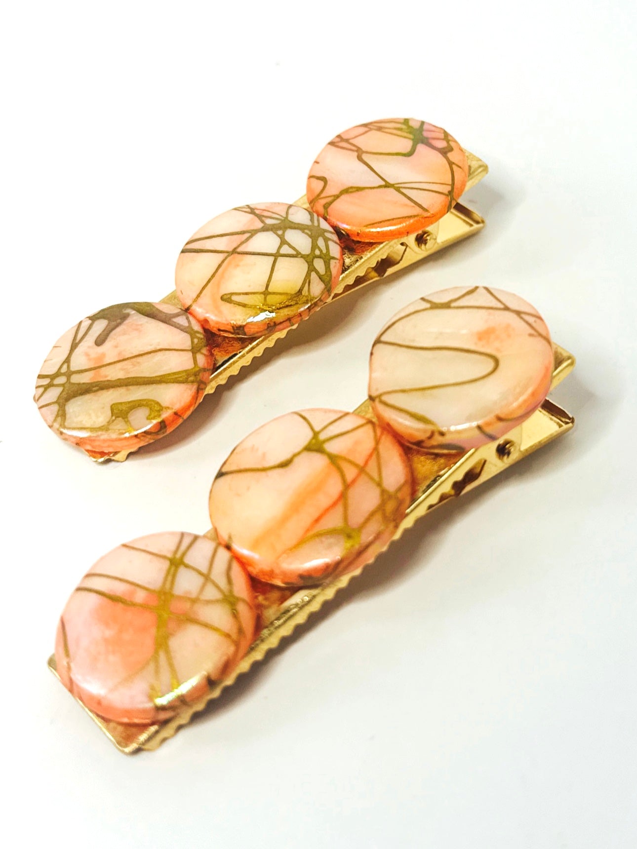 **Sunset Seashell Hair-Clip Set**