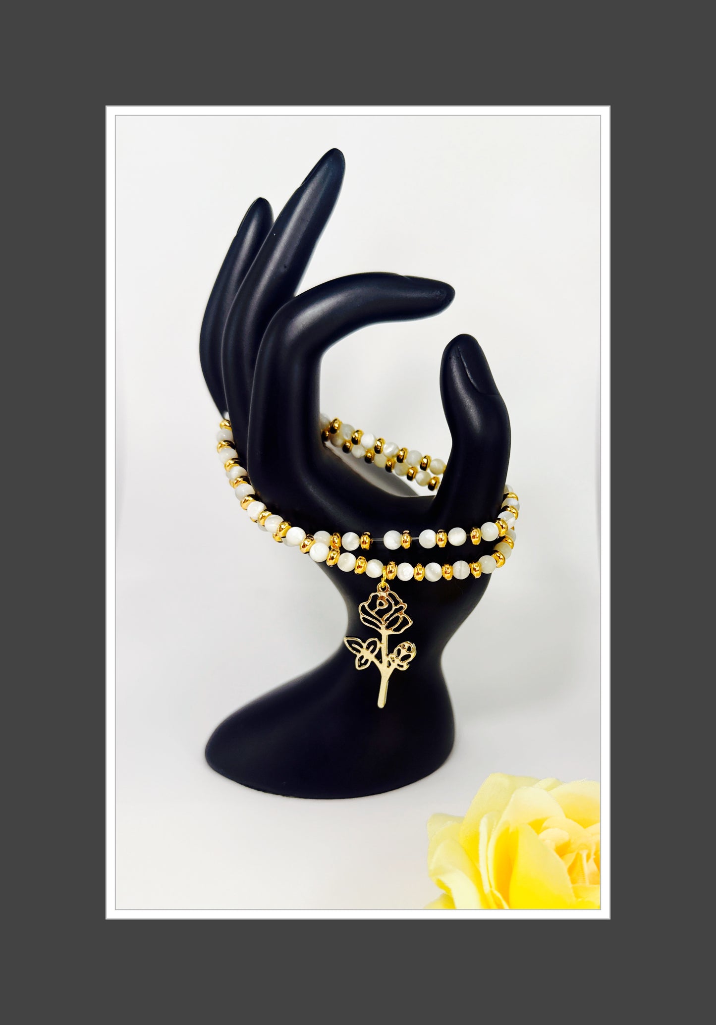 ✨ Golden Mother of Pearl Radiant Rose Necklace✨