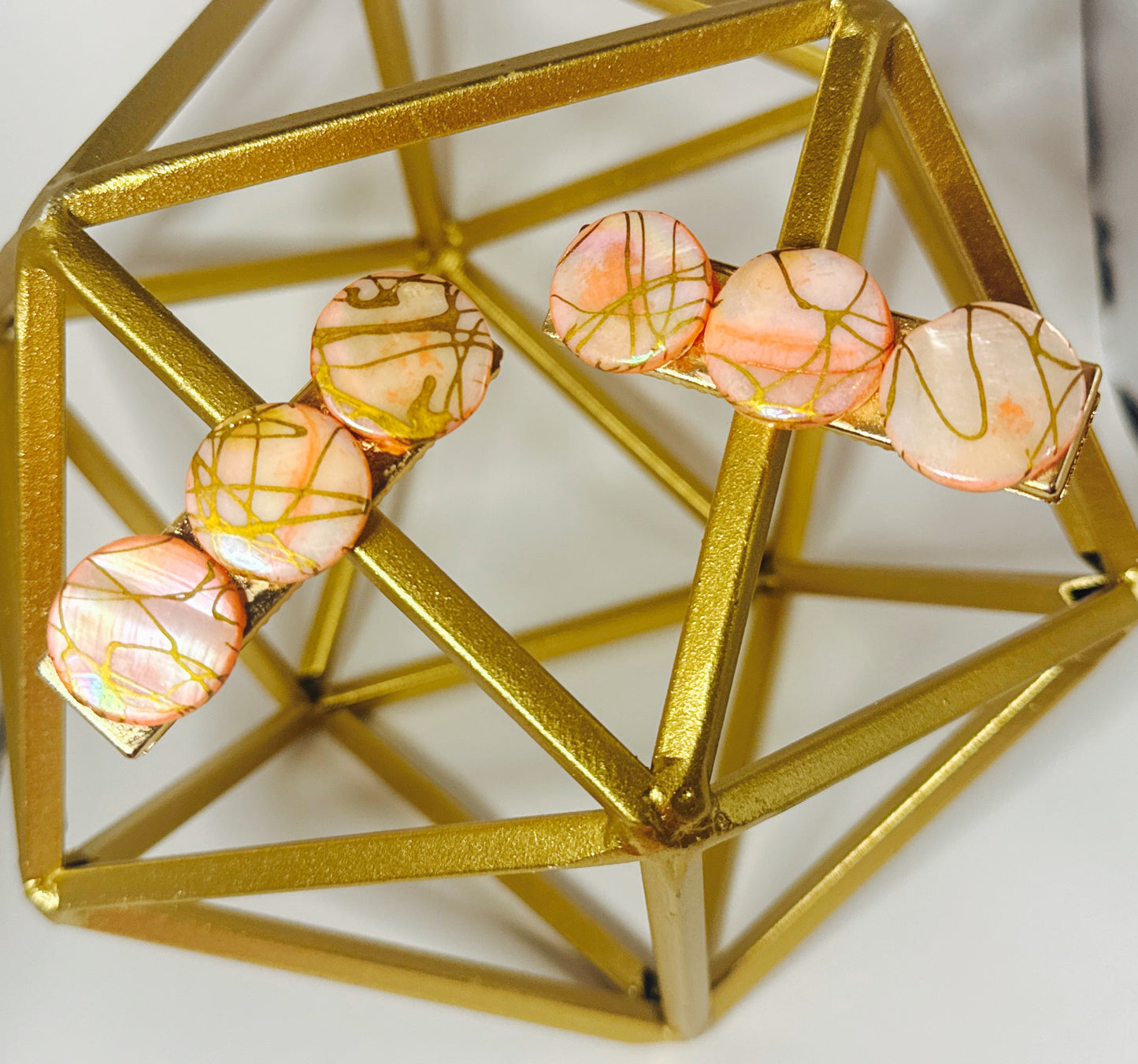 **Sunset Seashell Hair-Clip Set**