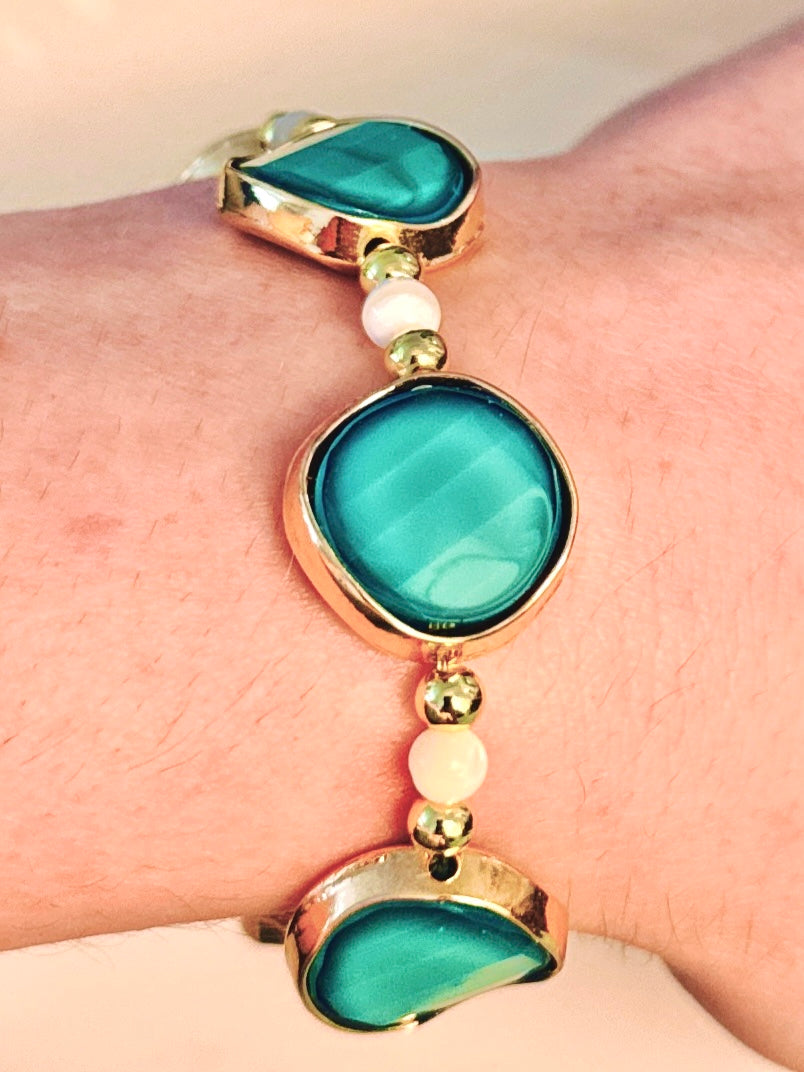 **Her Majesty’s Favorite Bracelet**