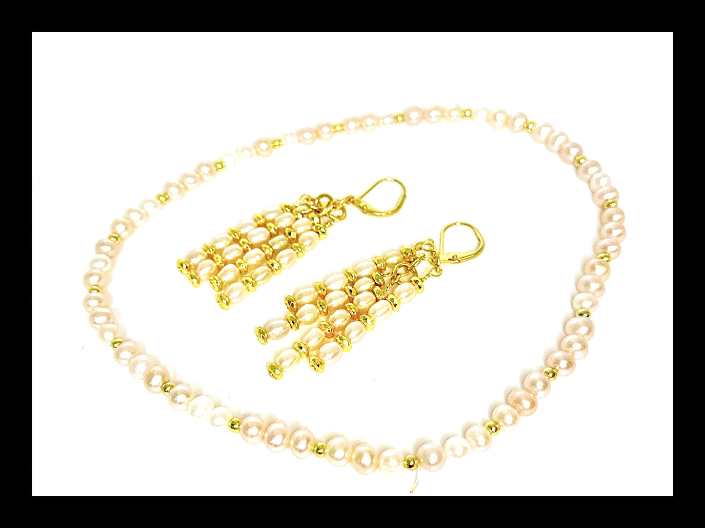 **Timeless Elegance: Golden Pearl Chandler Earrings**