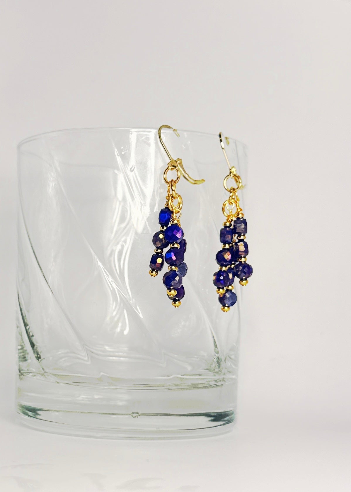 **Effortlessly Enchanting Chandelier Earrings**