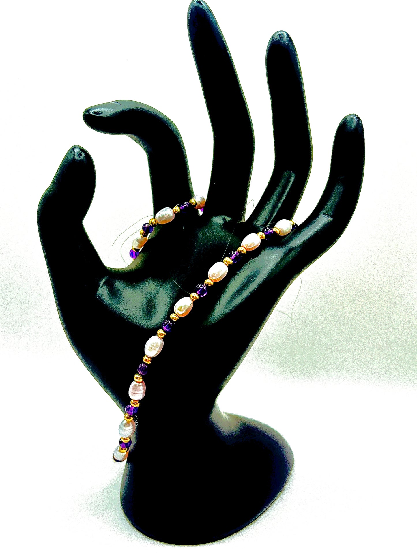 The Gem of Queens Necklace