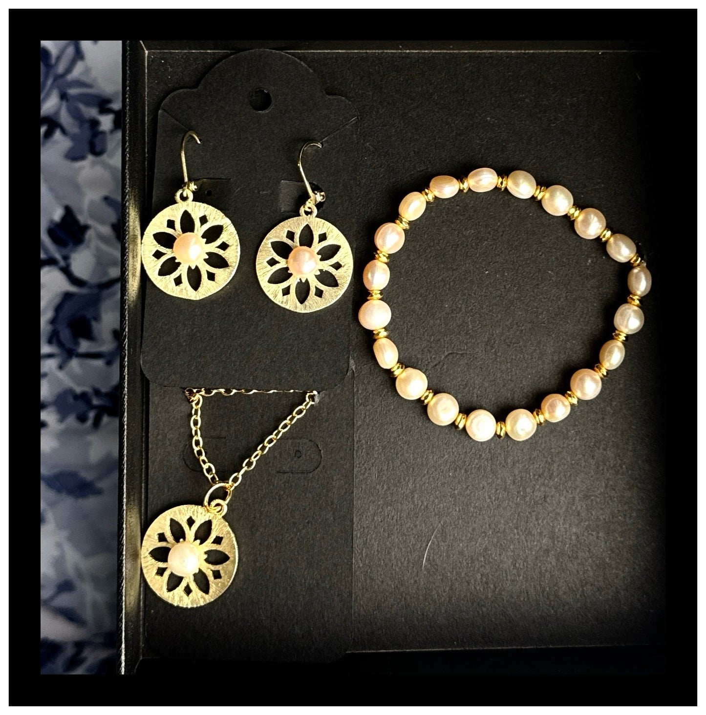 Elegant Simple Pearl Set