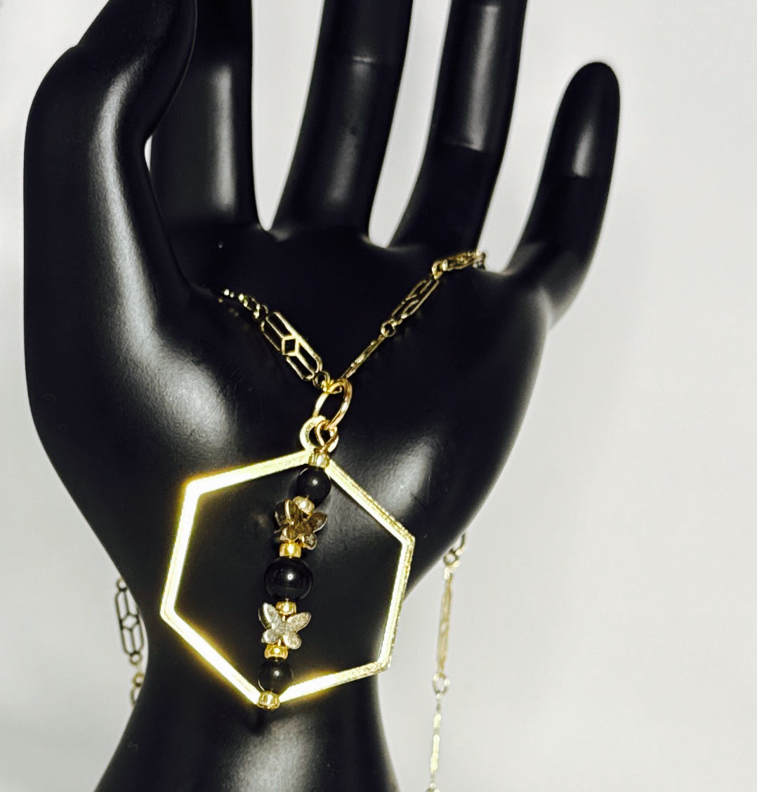 **Black and Gold Trendsetter Necklace**