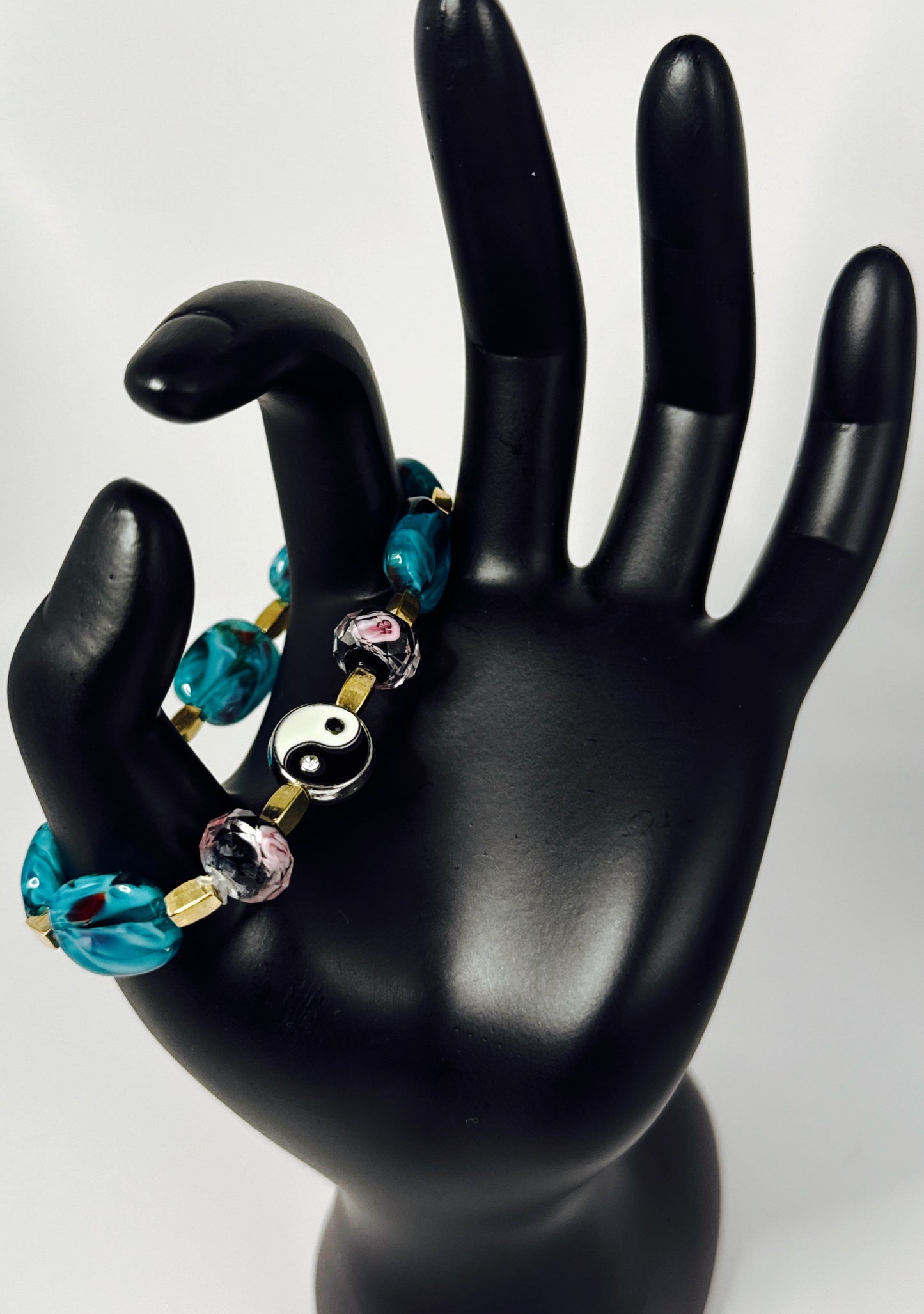 **The Peaceful Paradise Bracelet**