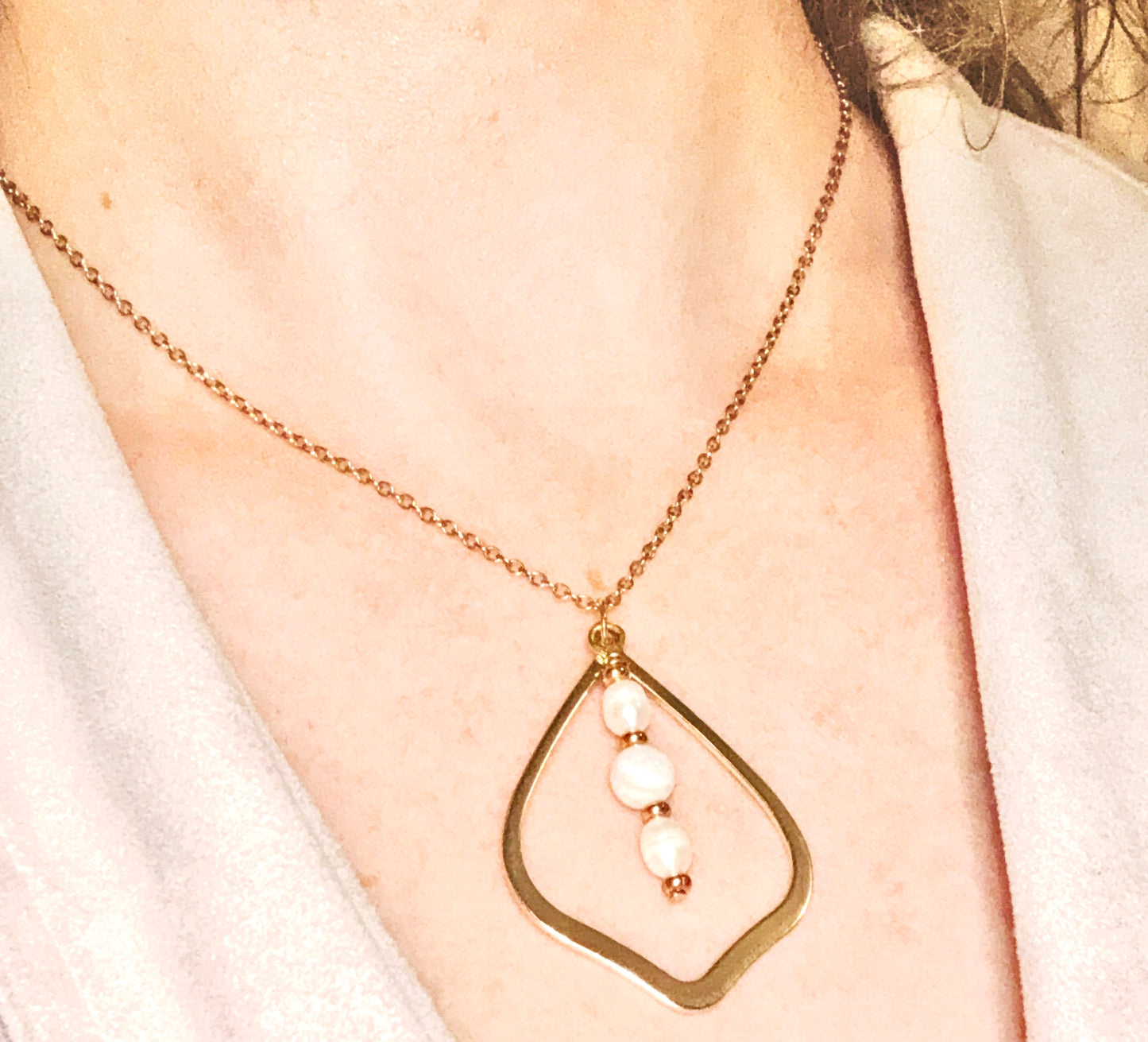 **Soothing Moonlight Necklace**