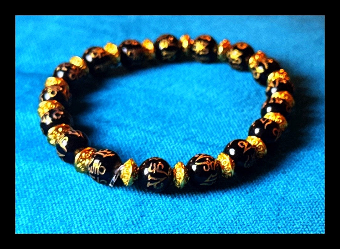 ✨Mysterious Tibetan Etched Bracelet✨