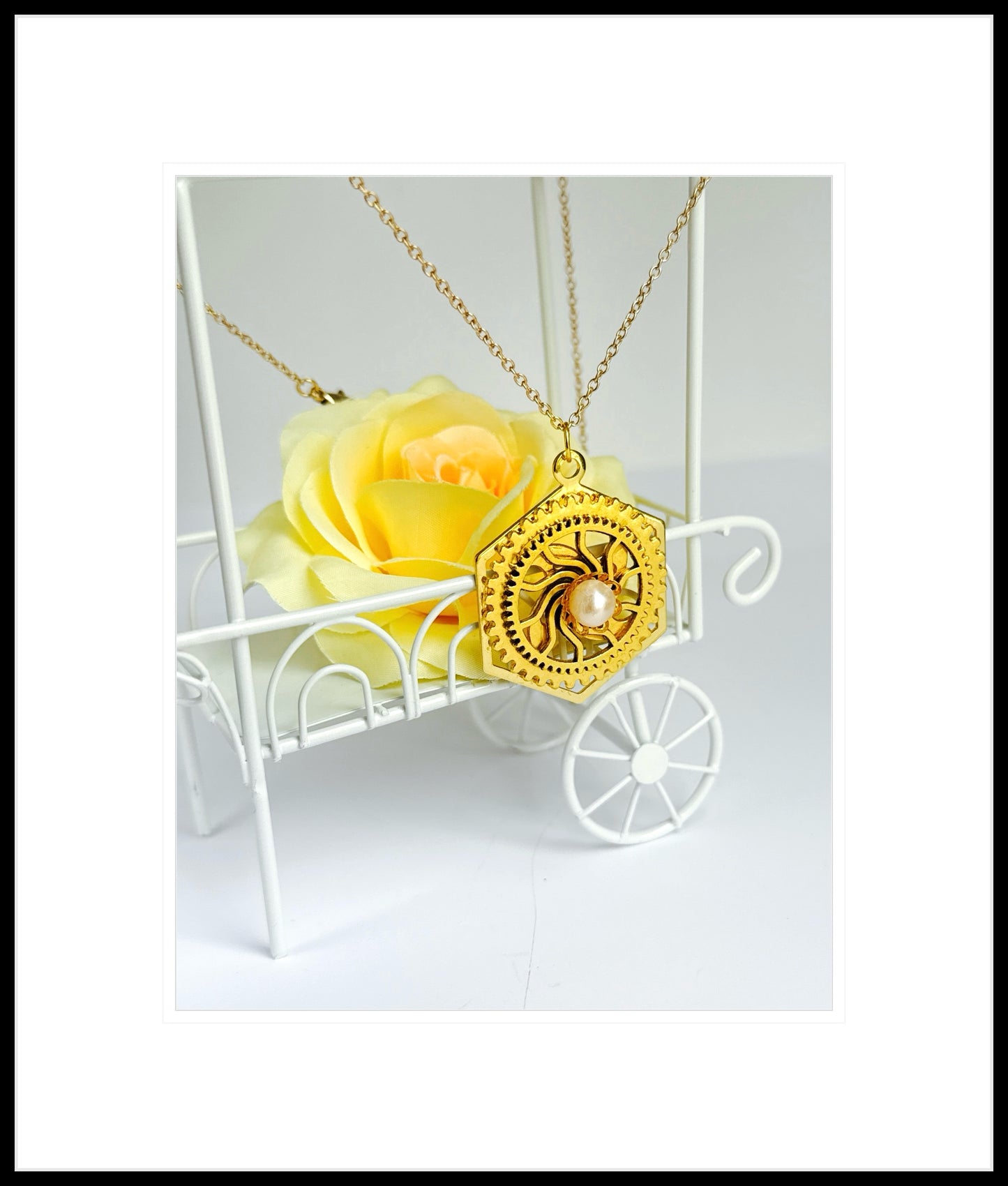 ✨Solar Power Necklace✨