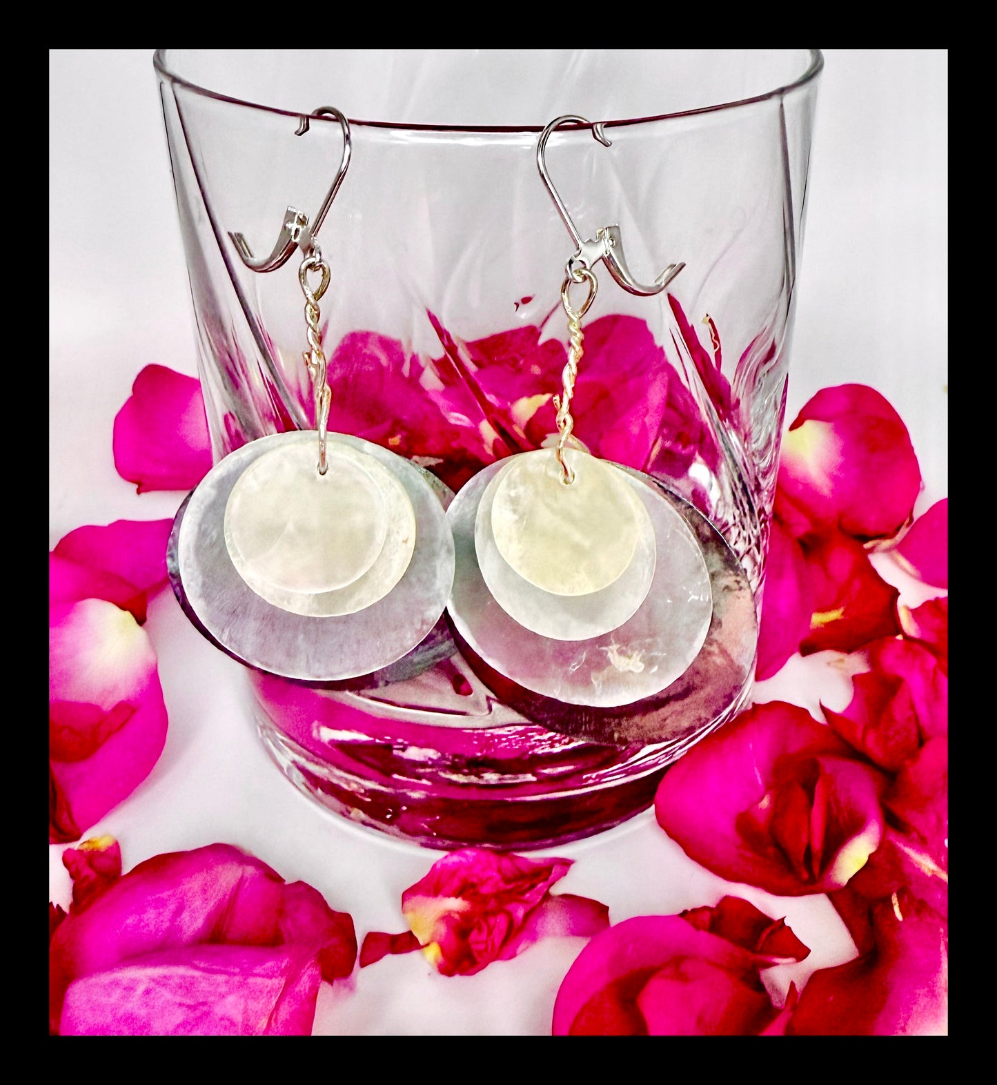 ✨Lovely Layered Capiz Shell Earrings✨