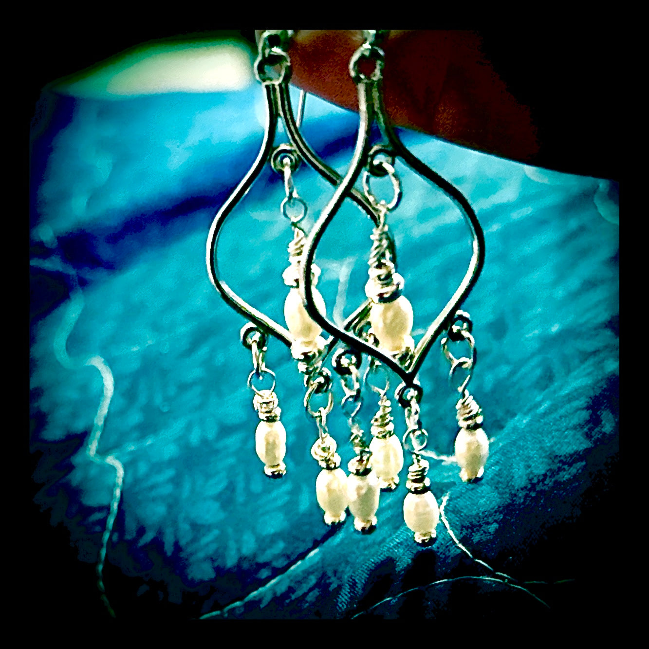 ✨Simple Elegance: Freshwater Pearl Flair Earring Set✨
