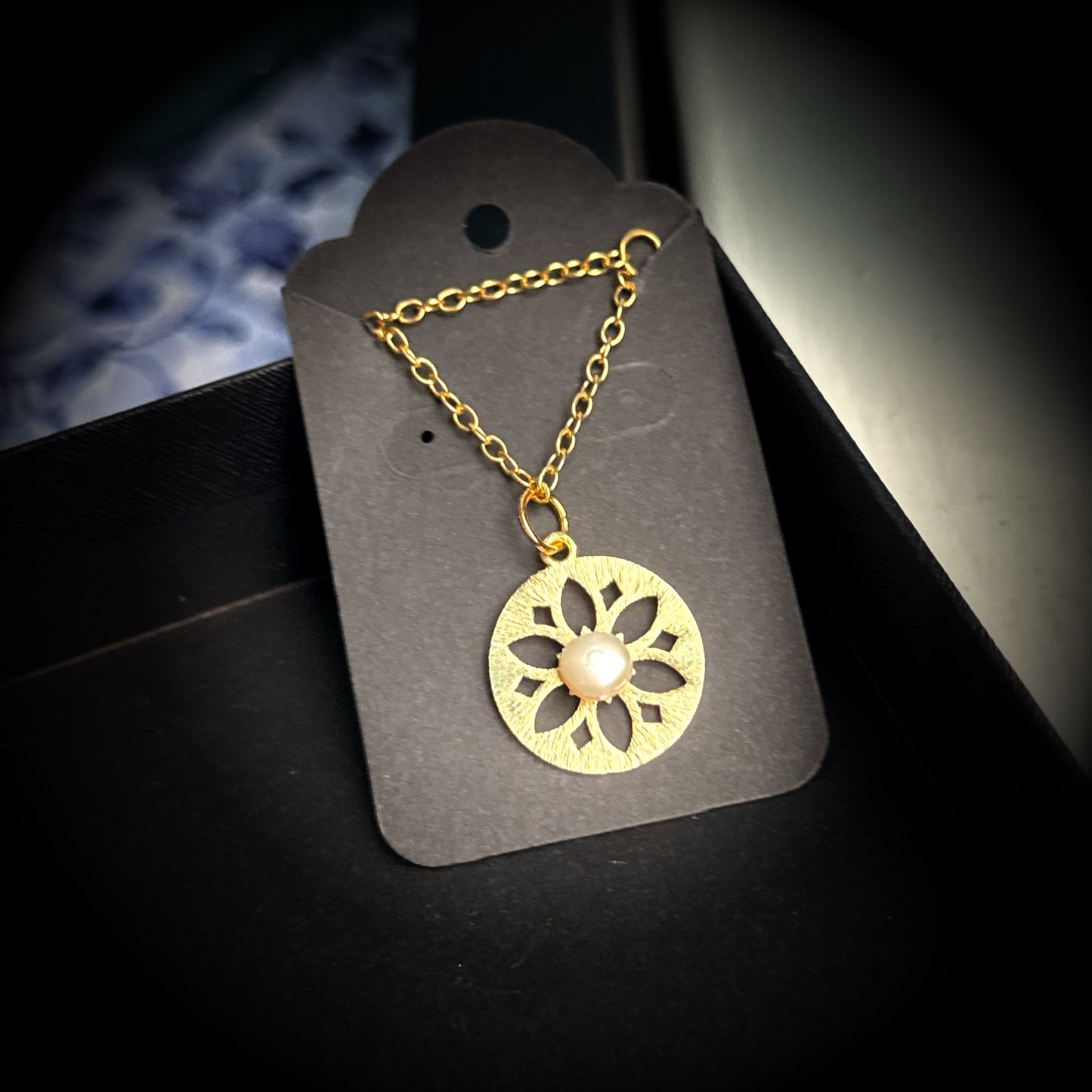 ✨The World is Your Oyster Necklace✨