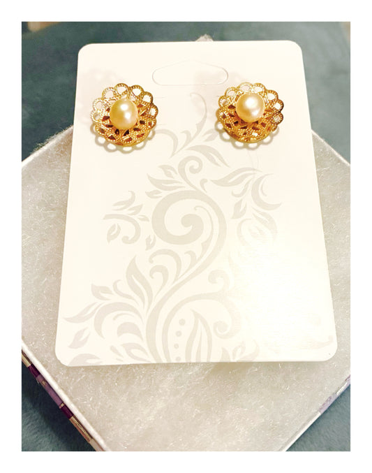 ✨ Golden Cradled Pearl Stud Earrings ✨