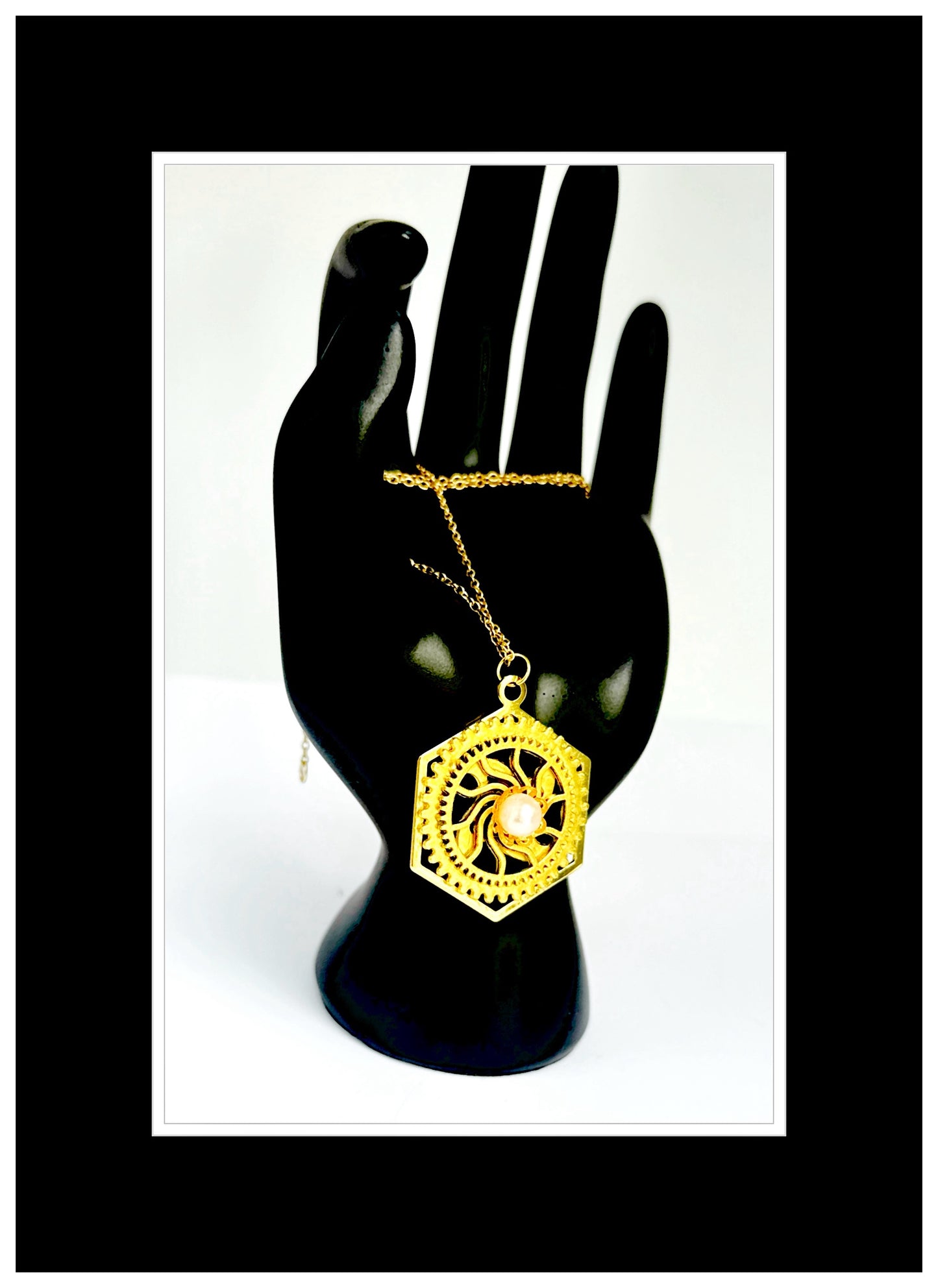 ✨Solar Power Necklace✨