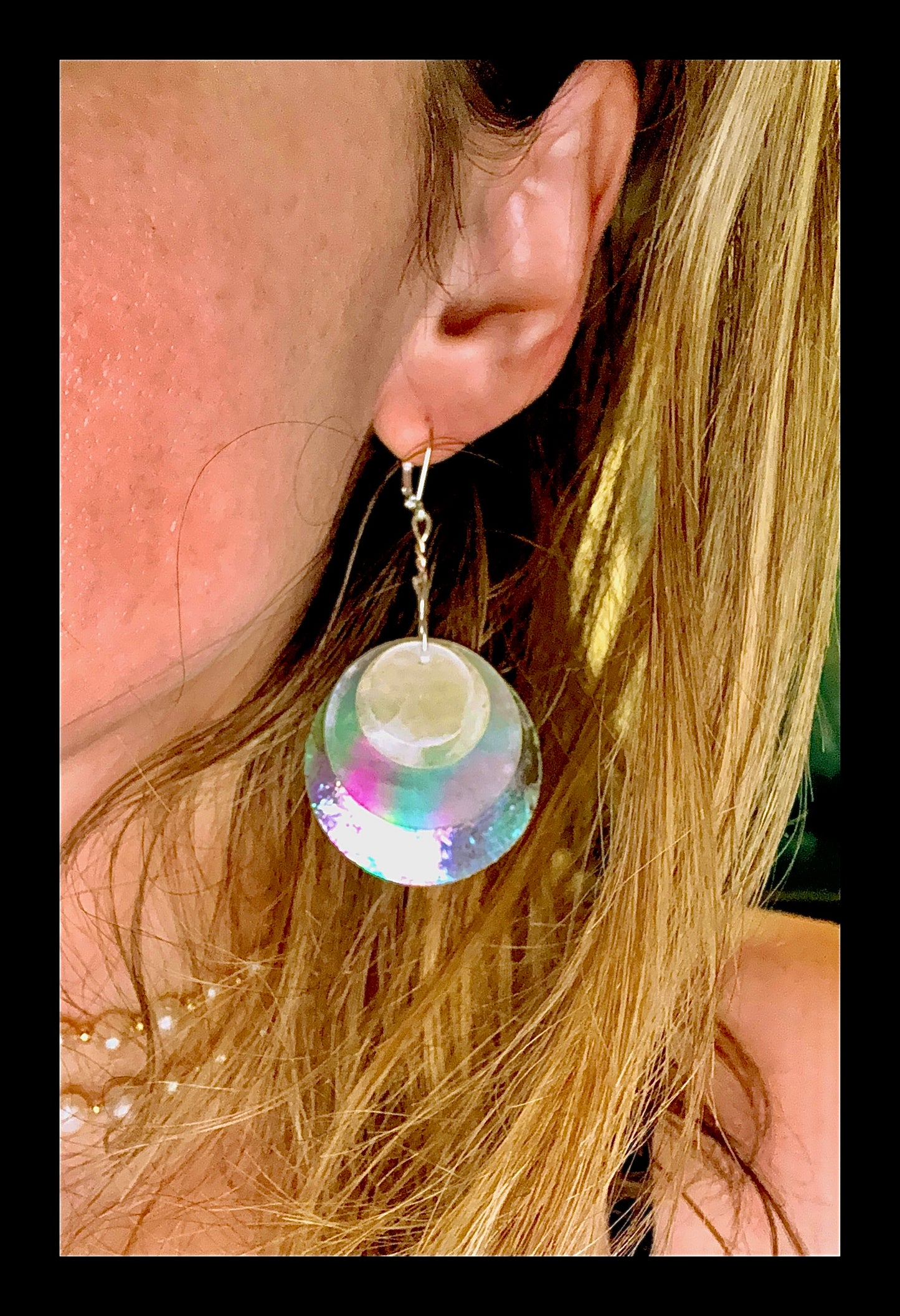 ✨Lovely Layered Capiz Shell Earrings✨