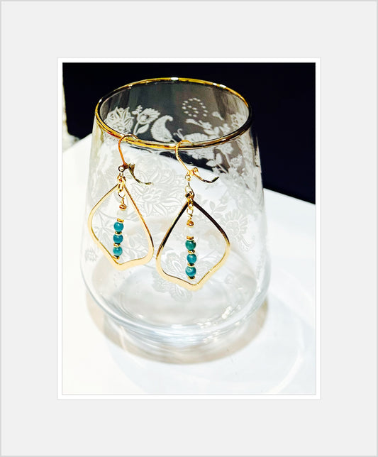 Sophisticated Serpentine Earring Set