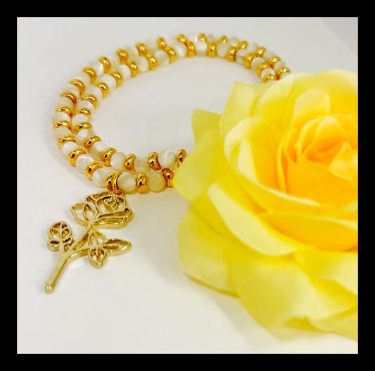 ✨ Golden Mother of Pearl Radiant Rose Necklace✨
