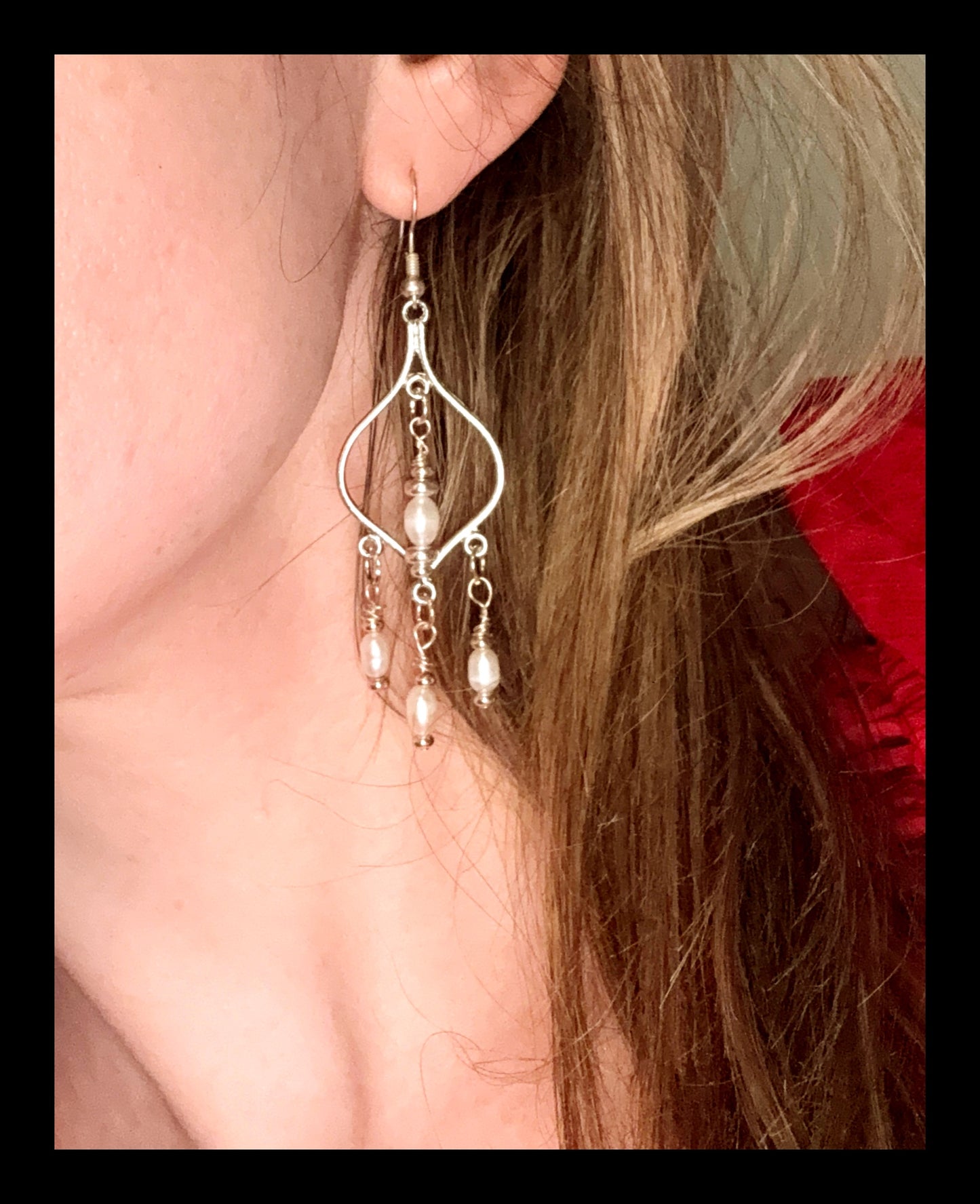 ✨Simple Elegance: Freshwater Pearl Flair Earring Set✨