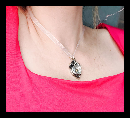 ✨Charming Compass Necklace✨